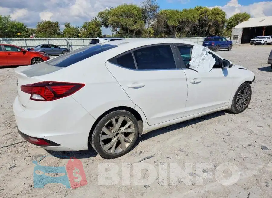 5NPD84LF2KH478914 Photo# 3