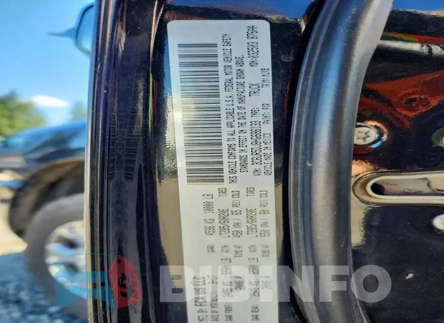 3C6UR5DJ8HG686133 Photo# 12