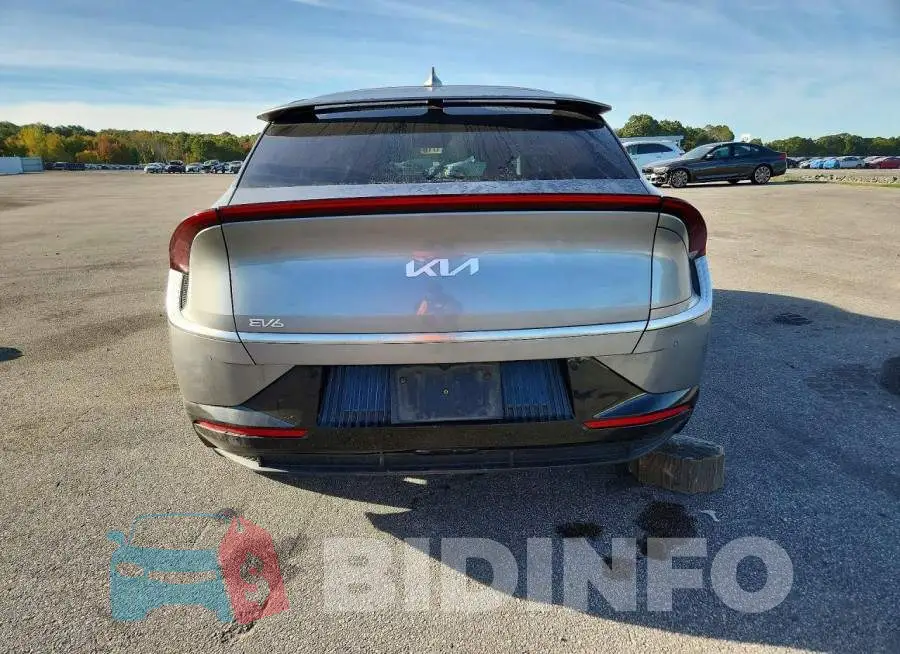 KNDC34LAXP5128923 Photo# 6