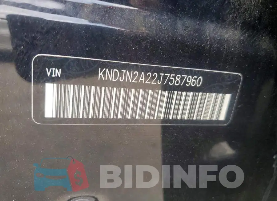KNDJN2A22J7587960 Photo# 13