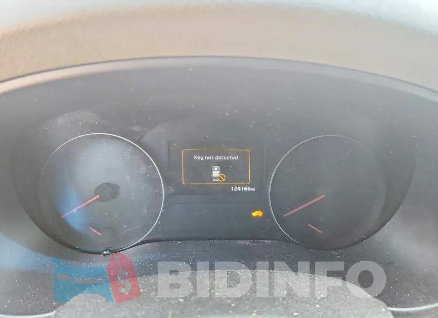 KNDPRCA67J7373585 Photo# 9