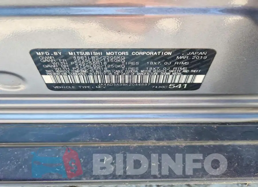 JA4AD3A38KZ044887 Photo# 13
