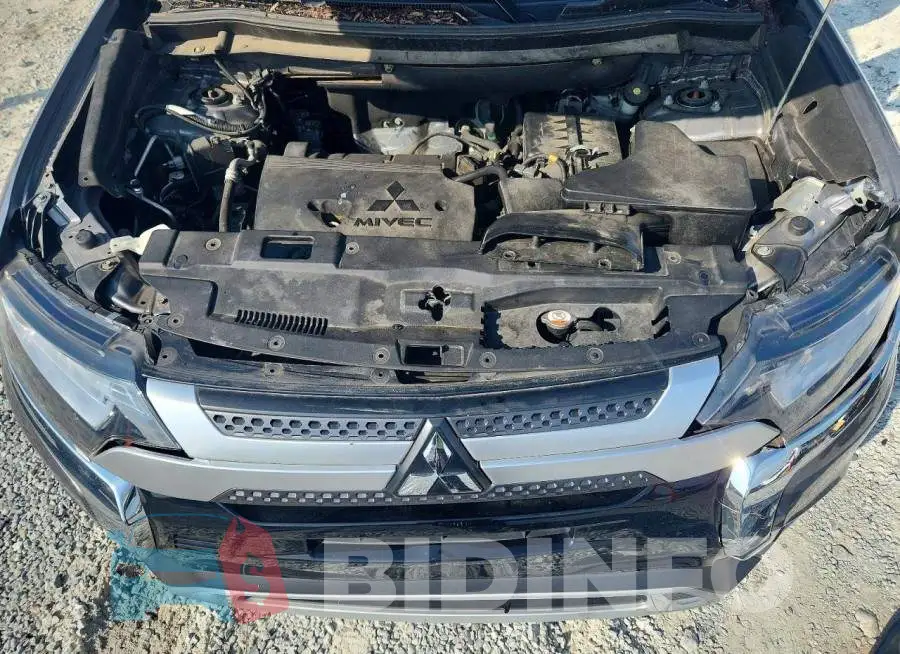 JA4AD3A38KZ044887 Photo# 12