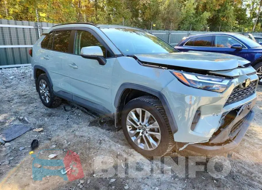 2T3A1RFV5NW313573 Photo# 4