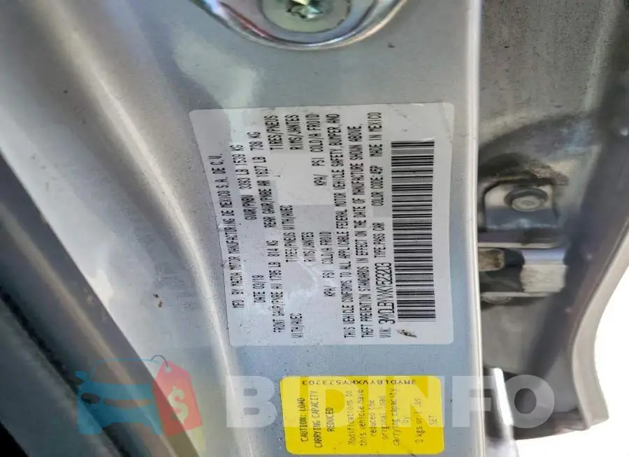 3MYDLBYVXKY523203 Photo# 12