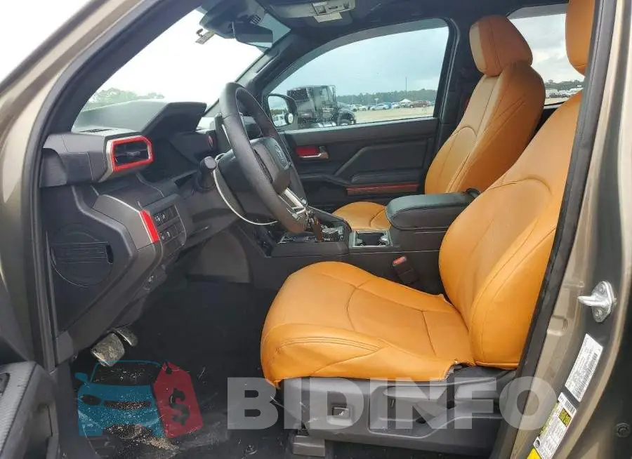 3TYLB5JN3RT025570 Photo# 7
