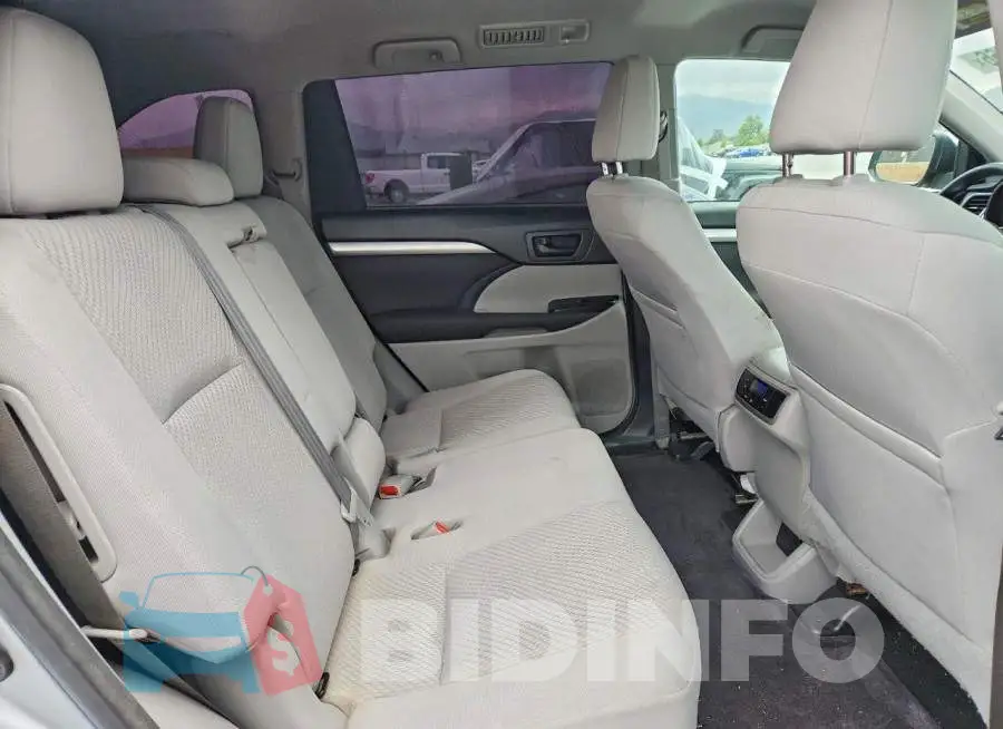 5TDZARFH3JS034342 Photo# 11