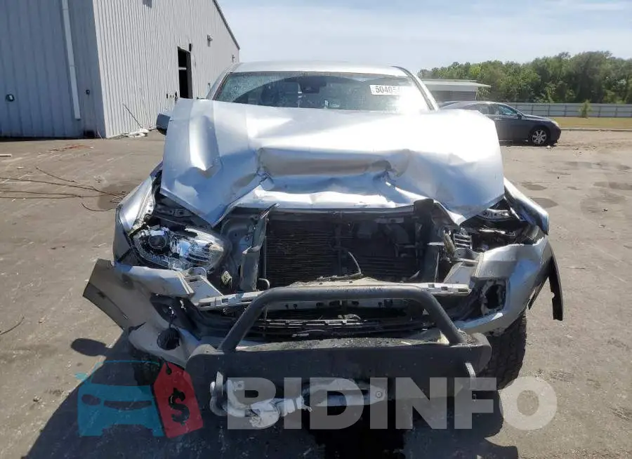 5TFCZ5AN1JX156339 Photo# 5