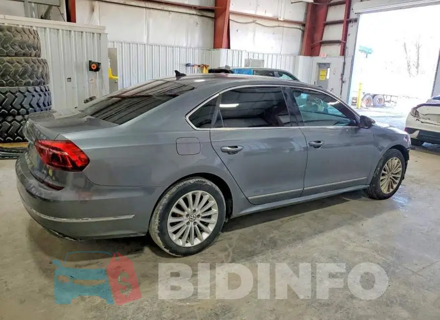 1VWBT7A3XHC000774 Photo# 3
