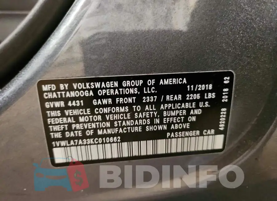 1VWLA7A33KC010662 Photo# 12