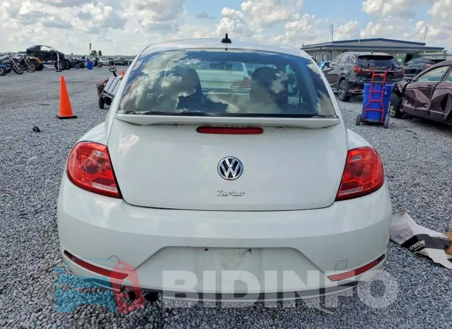 3VWJ17AT1HM613821 Photo# 6