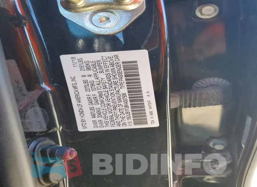 19UUB1F38KA007506 Photo# 13
