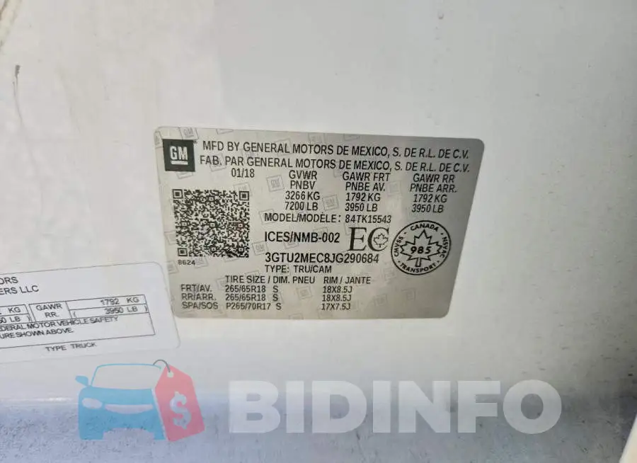 3GTU2MEC8JG290684 Photo# 12