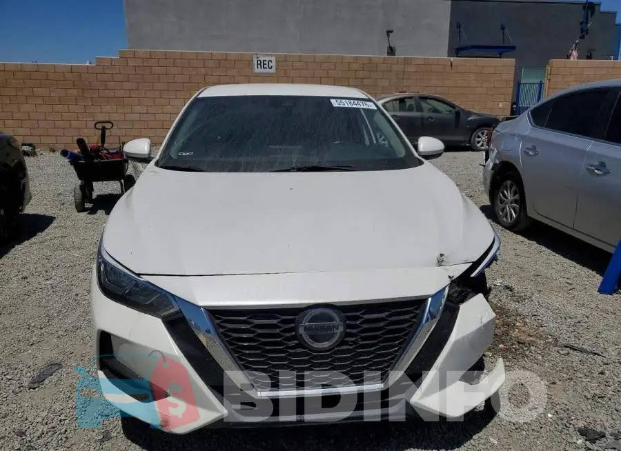 3N1AB8CV2LY262068 Photo# 5