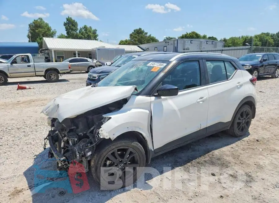 3N1CP5CV6NL528135 Photo# 1