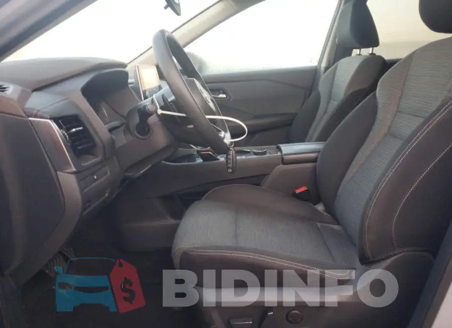 5N1BT3BB4NC679899 Photo# 7