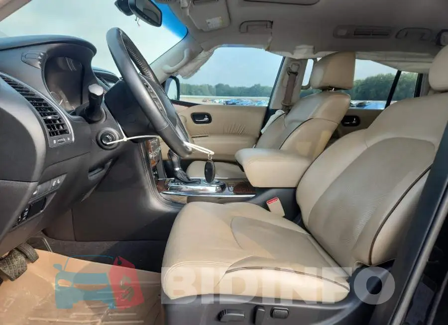 JN8AY2NFXH9301182 Photo# 7