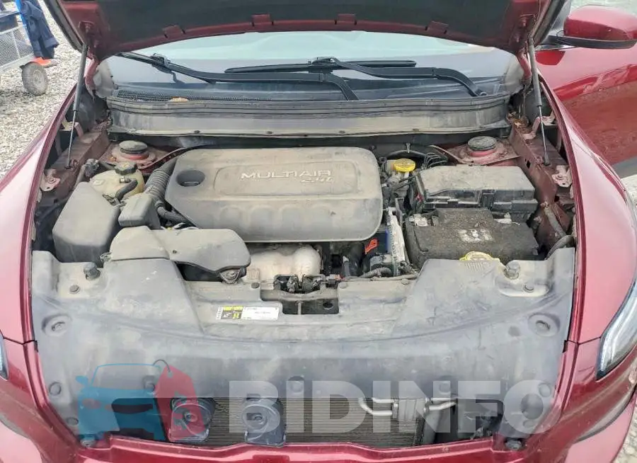 1C4PJLCB2JD612043 Photo# 12