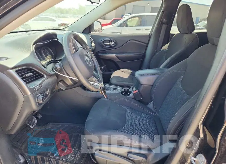 1C4PJLCBXKD145584 Photo# 7