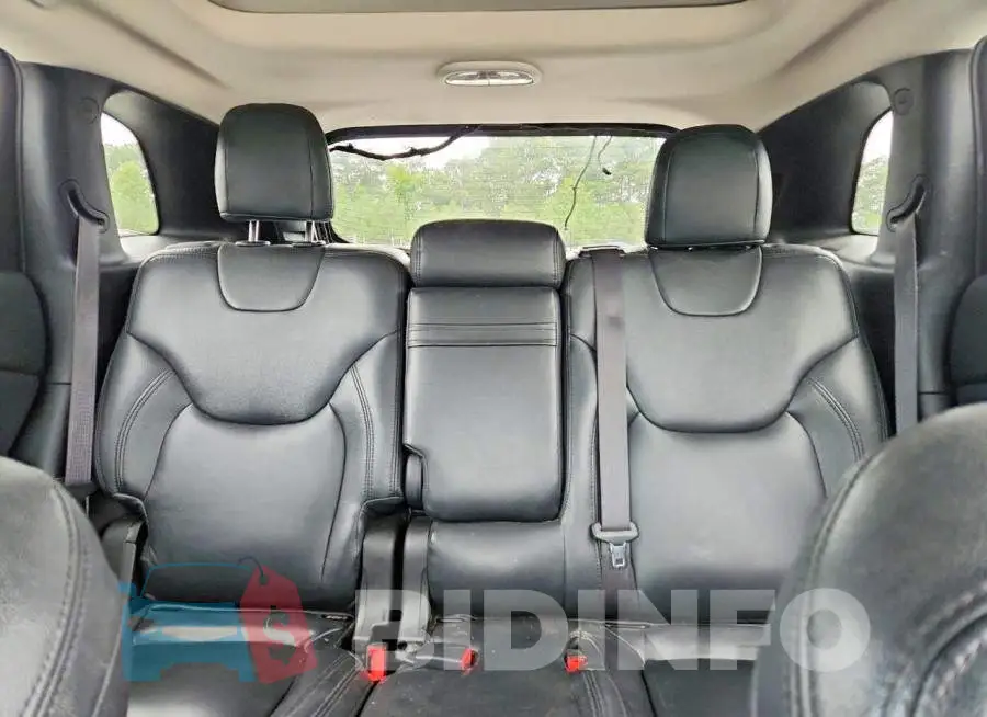 1C4PJLCS0HW549572 Photo# 10