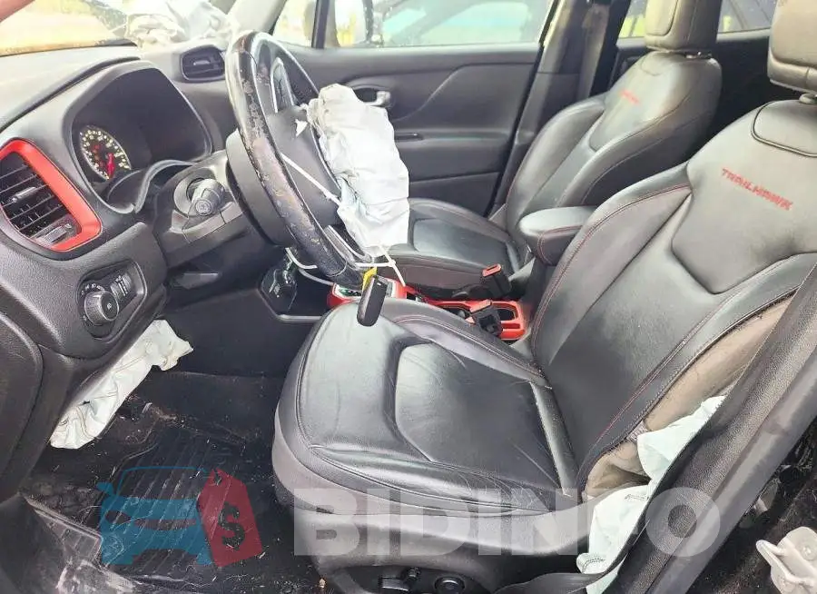 ZACCJBCB9JPH45392 Photo# 7