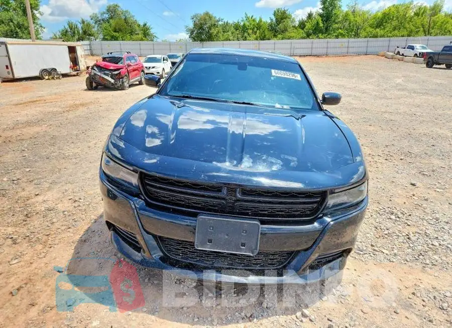 2C3CDXBG1KH599868 Photo# 5