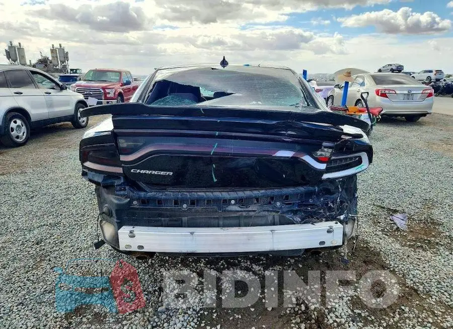 2C3CDXHG4HH523979 Photo# 6