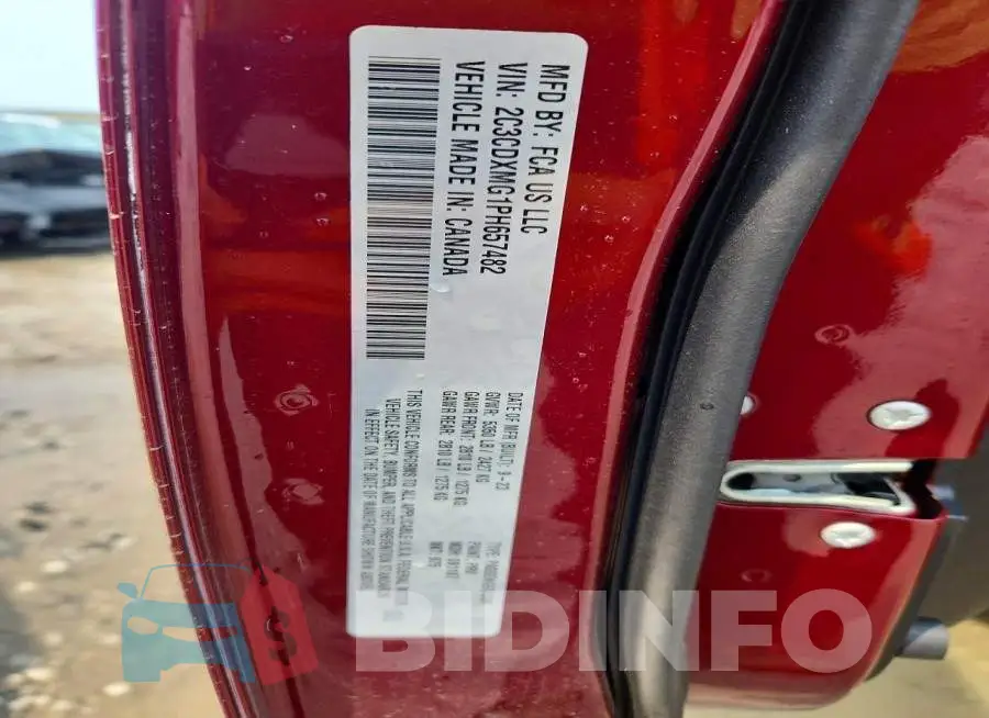 2C3CDXMG1PH657482 Photo# 13