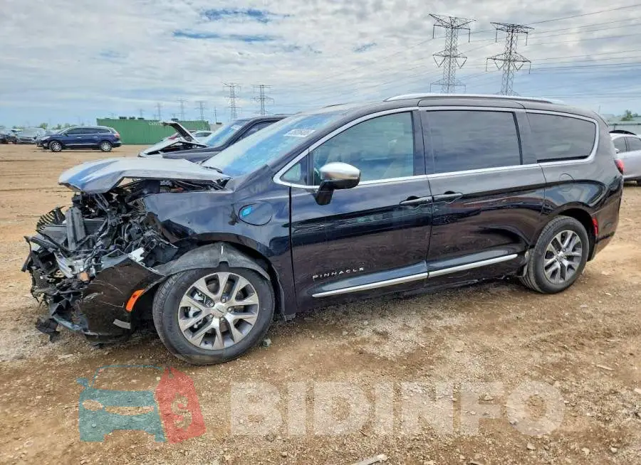 2C4RC1N70SR528639 Photo# 1