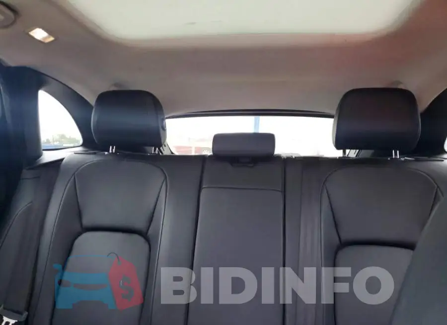 SADCJ2GX2JA236805 Photo# 10
