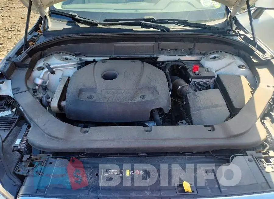 YV4102RK7M1685275 Photo# 12