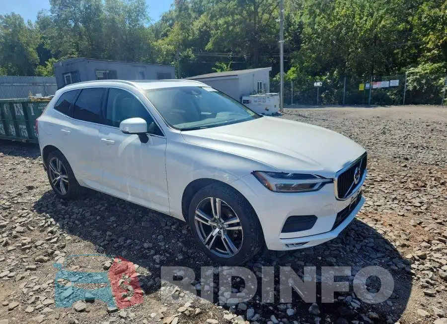YV4102RK7M1685275 Photo# 4