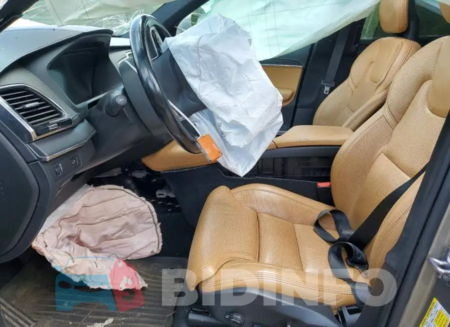 YV4A22PL7M1678042 Photo# 7