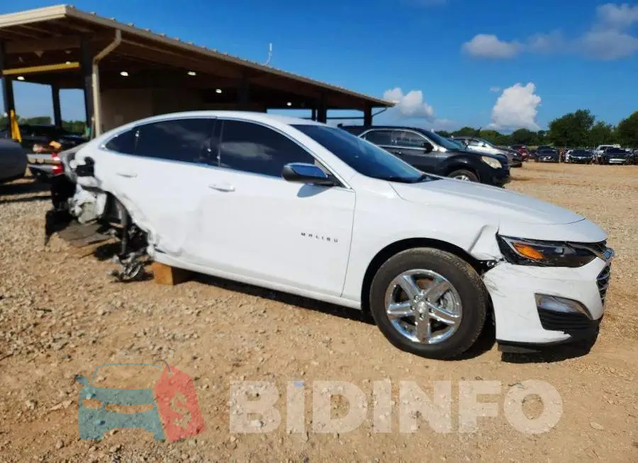 1G1ZB5ST5RF106582 Photo# 4