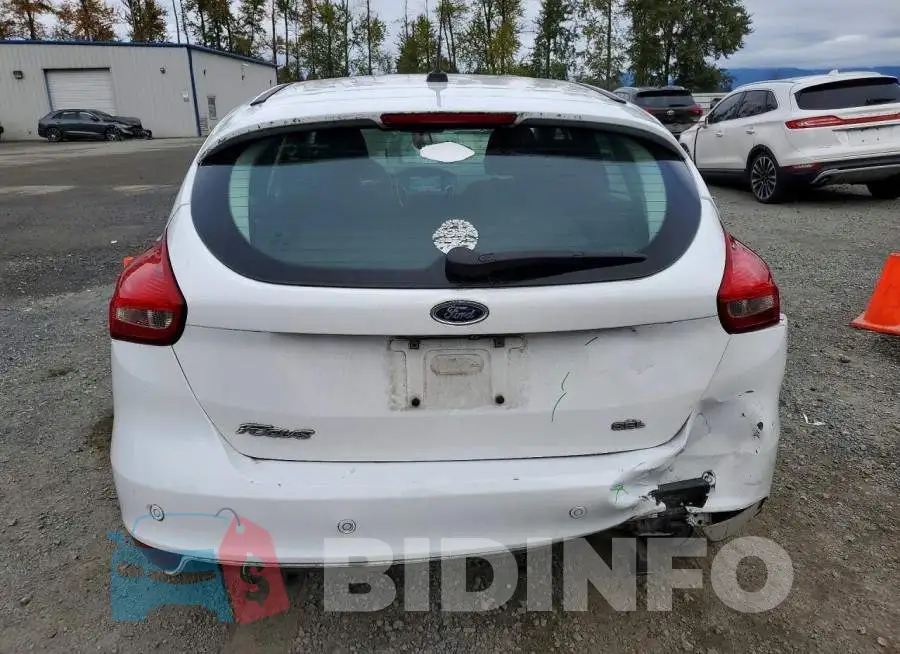 1FADP3M26HL266732 Photo# 6