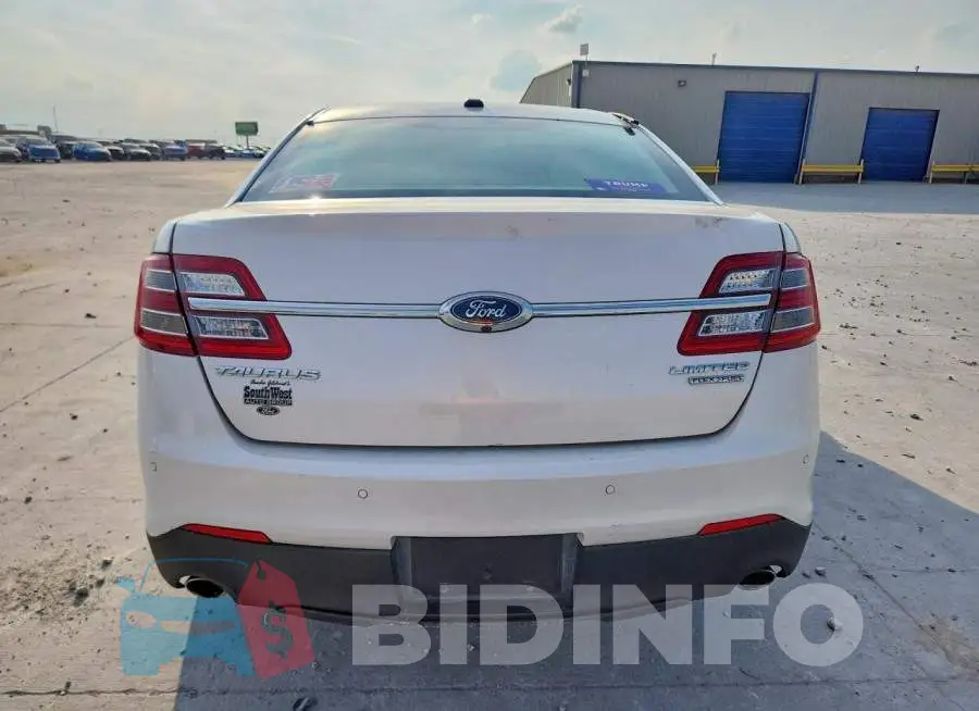 1FAHP2F86JG101095 Photo# 6