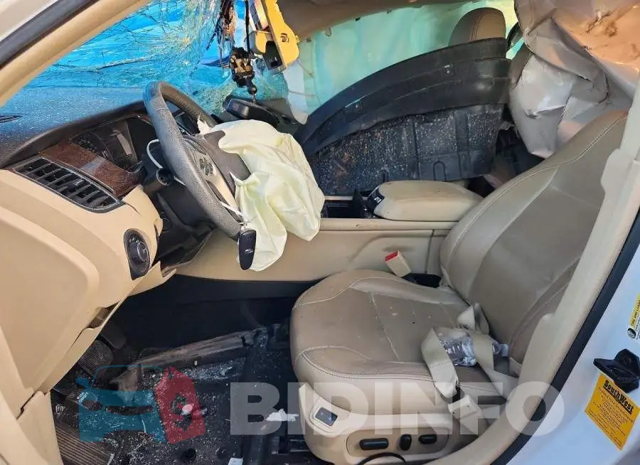 1FAHP2F86JG101095 Photo# 7