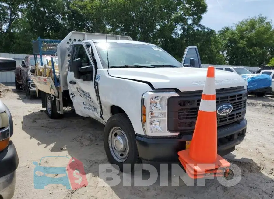 1FTBF2AA3RED10797 Photo# 4