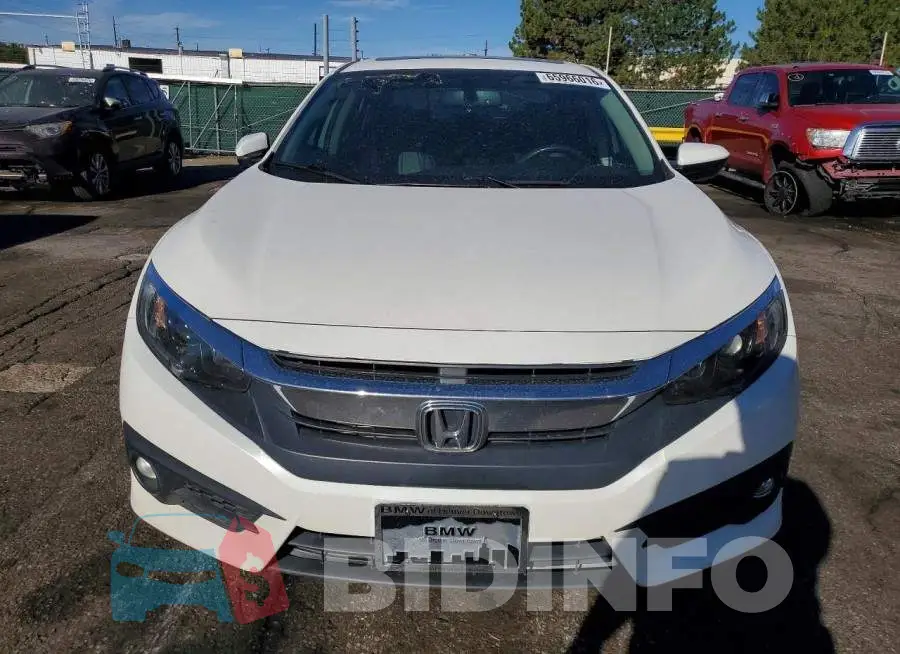 19XFC1F70HE032073 Photo# 5