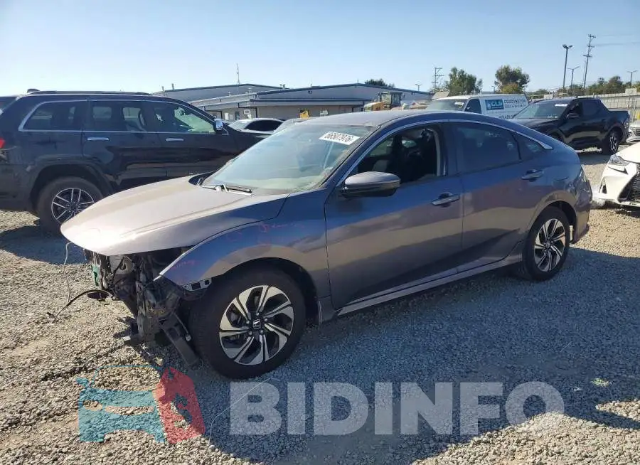 19XFC2F50HE230267 Photo# 1