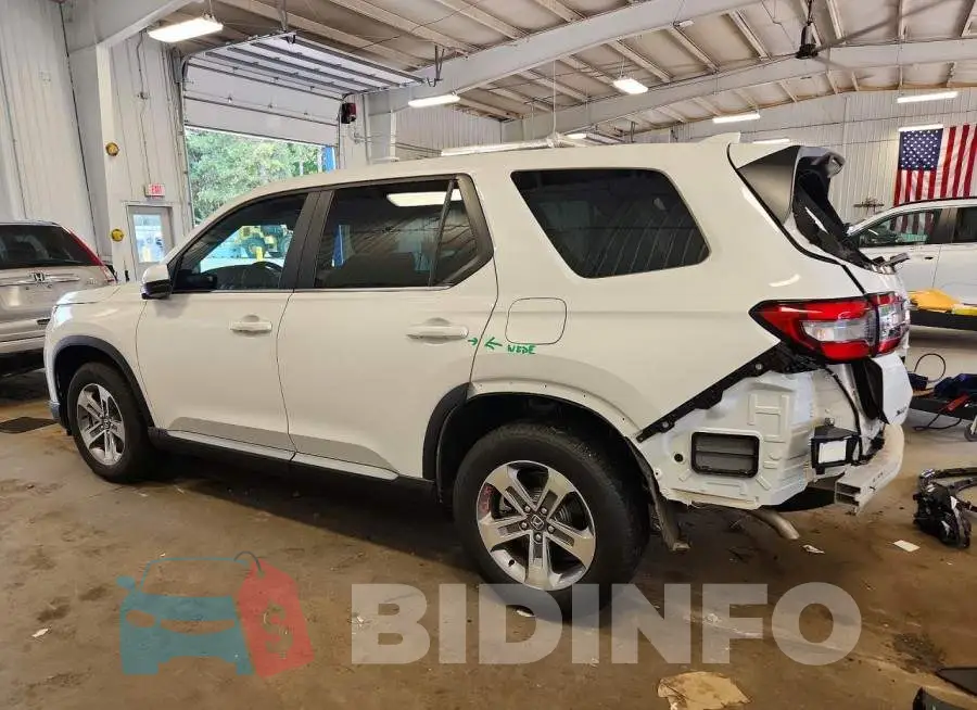 5FNYG1H49SB174732 Photo# 2