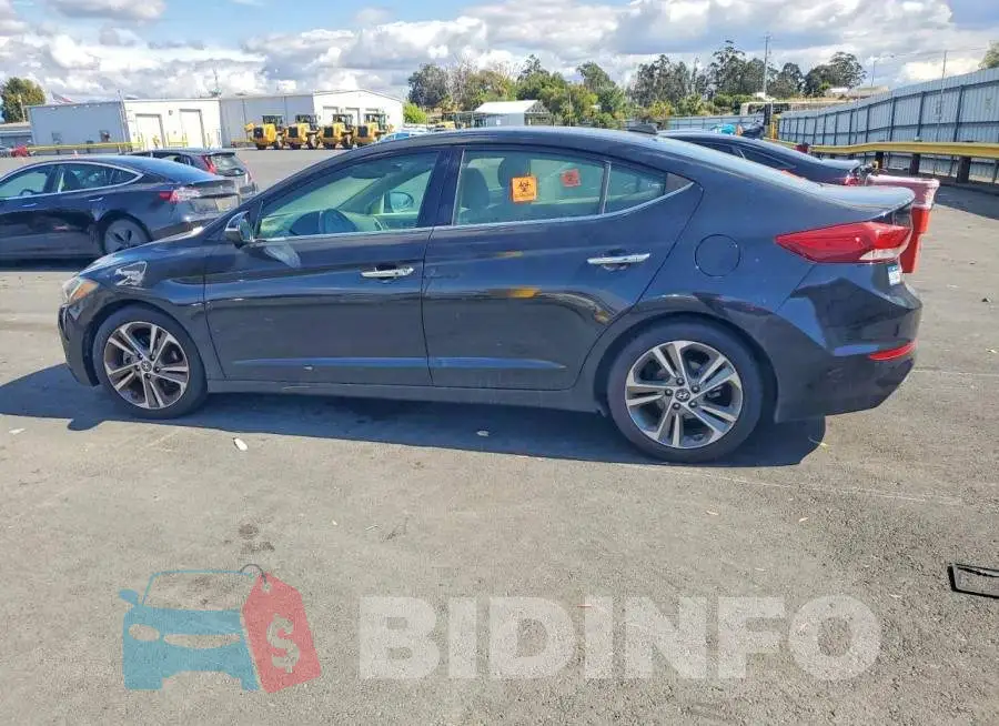 5NPD84LF1HH055248 Photo# 2