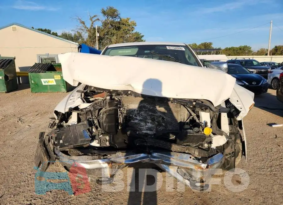 1C6RR7LT9JS117472 Photo# 5
