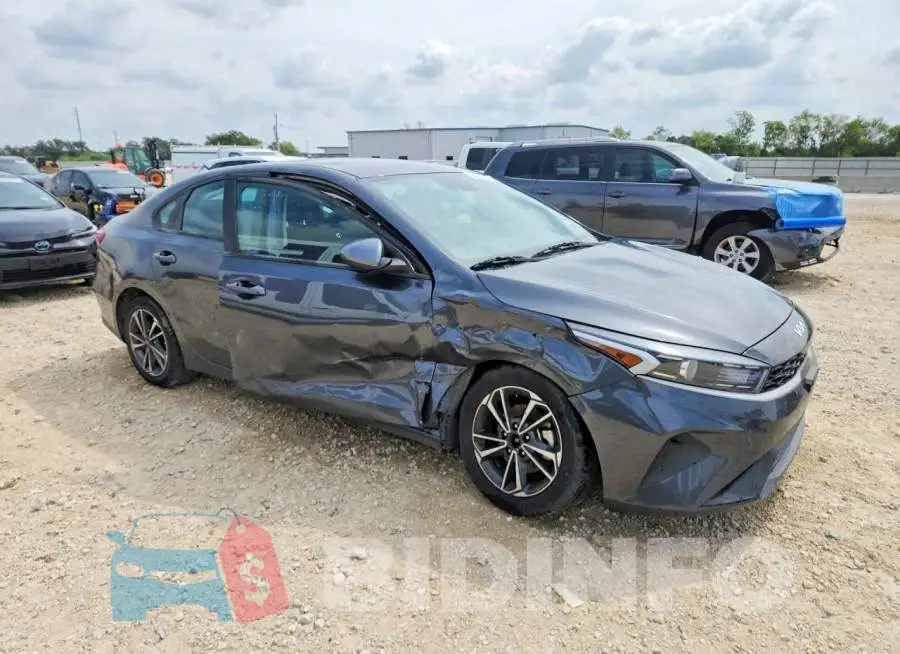 3KPF24AD0PE621947 Photo# 4