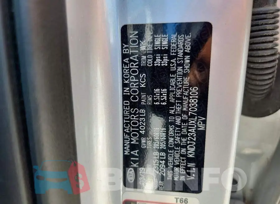 KNDJ23AUXL7038106 Photo# 12
