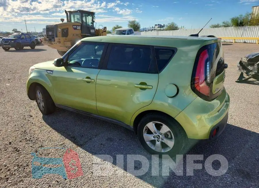 KNDJN2A2XJ7899413 Photo# 2