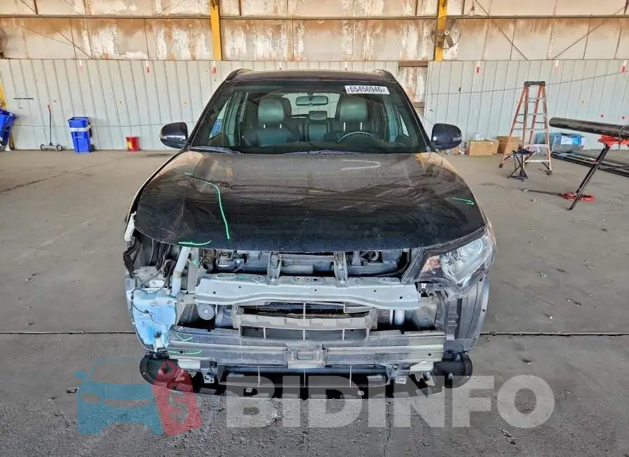 JA4AD3A37KZ050891 Photo# 5