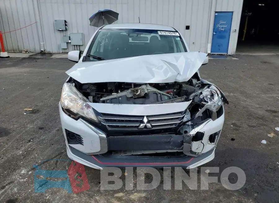 ML32AUHJ3NH007997 Photo# 5