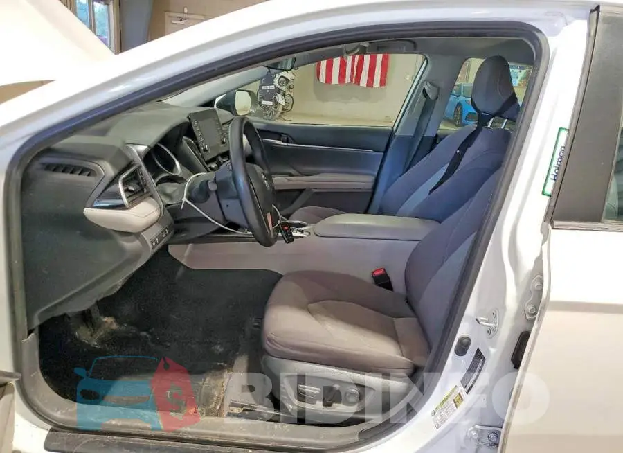 4T1C31AK7PU613337 Photo# 7