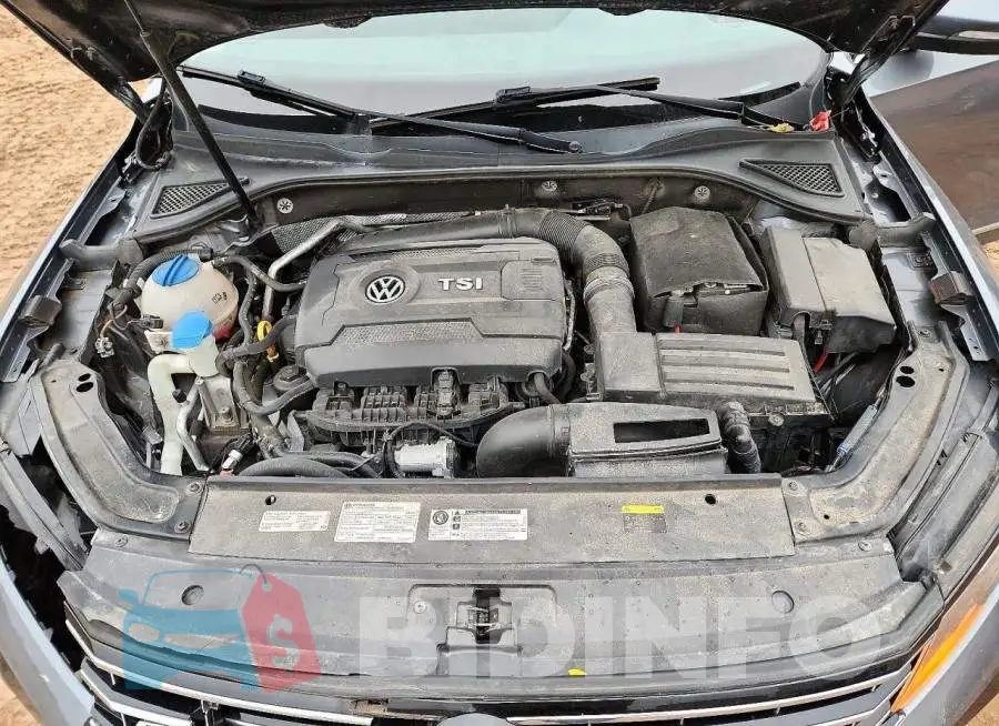 1VWDT7A32HC019246 Photo# 11